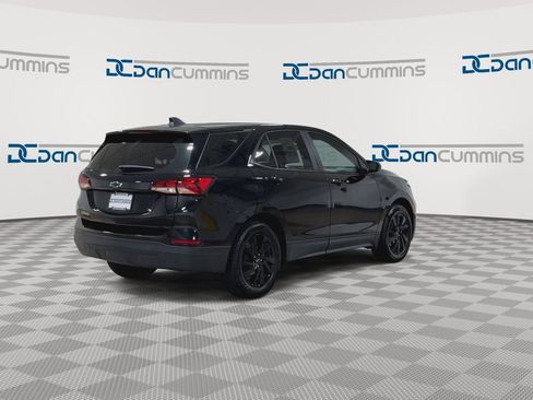 Used 2024 Chevrolet Equinox LS w/ Midnight Edition image 9