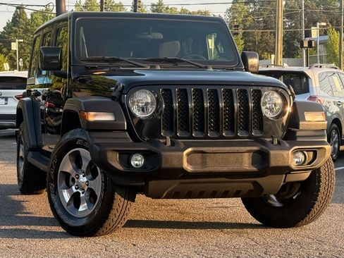 Used 2018 Jeep Wrangler Unlimited Sport S AWD/4WD image 7