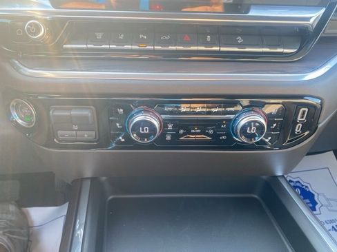 New 2025 GMC Sierra 2500 SLT w/ SLT Premium Package image 23