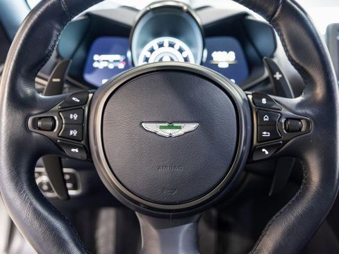Used 2020 Aston Martin DBS Superleggera image 16