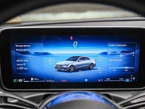 Used 2022 Mercedes-Benz C 300 Sedan image 29