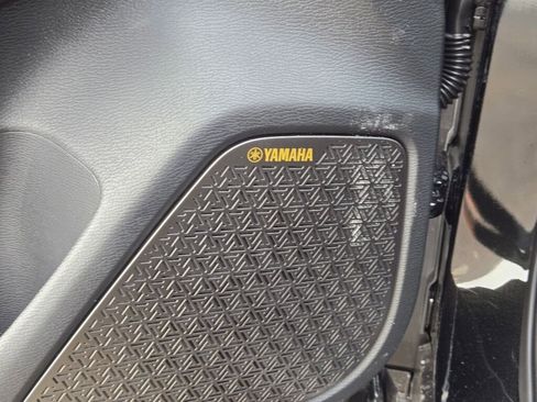 New 2026 Mitsubishi Outlander SE image 21