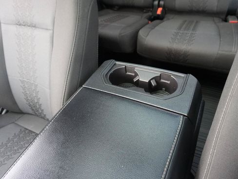 Used 2018 Ford F150 XLT w/ Equipment Group 302A Luxury AWD/4WD image 28