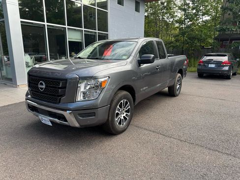 Used 2024 Nissan Titan SV AWD/4WD image 1
