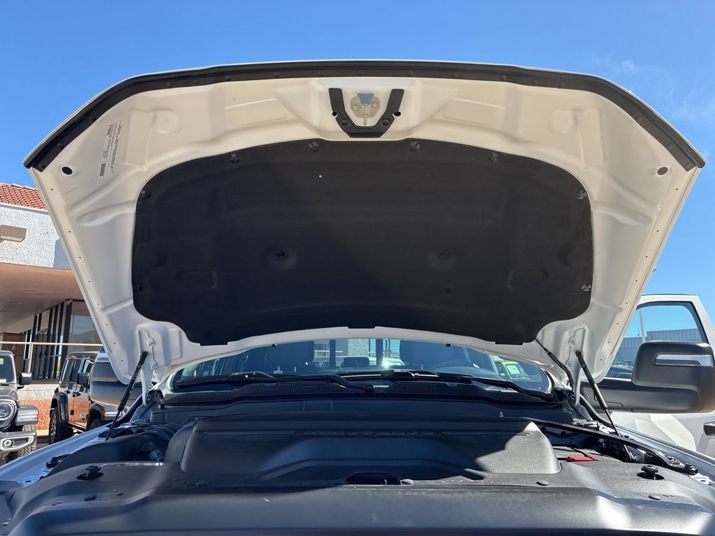 New 2026 RAM 3500 Tradesman AWD/4WD image 46