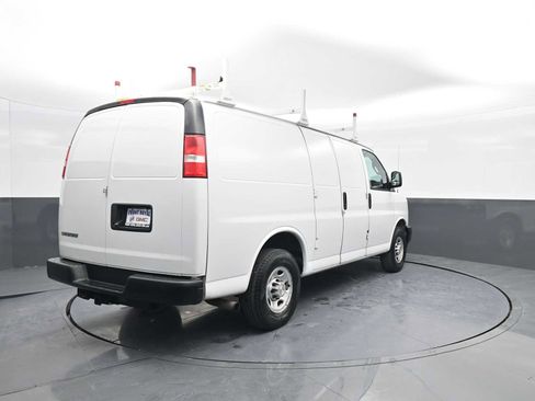 Used 2020 Chevrolet Express 2500 image 7
