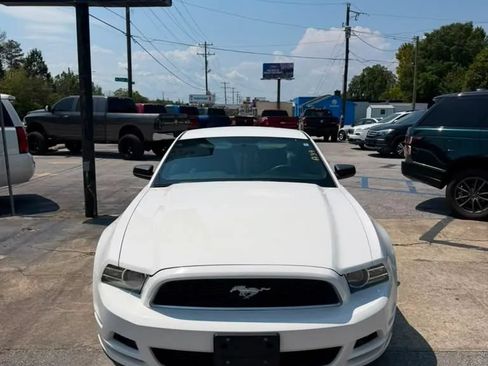 Used 2013 Ford Mustang Coupe RWD image 3
