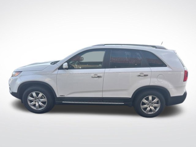 Used 2013 Kia Sorento LX w/ Convenience Pkg AWD/4WD image 4