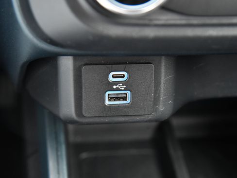 Used 2022 Ford Maverick XL FWD image 27