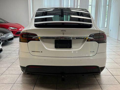 Used 2018 Tesla Model X 100D image 8