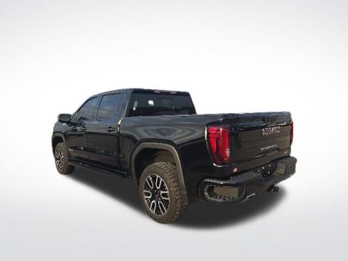 Used 2023 GMC Sierra 1500 AT4 w/ AT4 Premium Package AWD/4WD image 5
