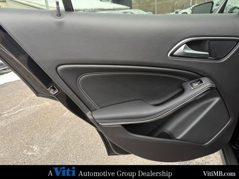 Used 2018 Mercedes-Benz GLA 250 4MATIC image 20