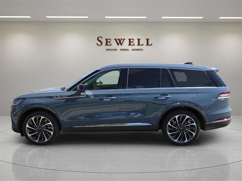 New 2025 Lincoln Aviator Reserve w/ Equipment Group 201A image 2