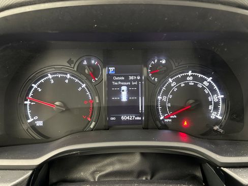 Used 2023 Toyota 4Runner SR5 Premium w/ Moonroof Package image 13