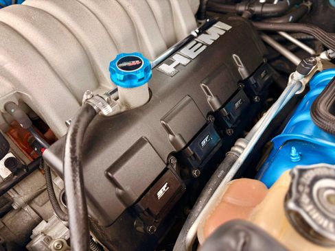 Used 2009 Dodge Challenger SRT8 w/ SRT Option Group II RWD image 63