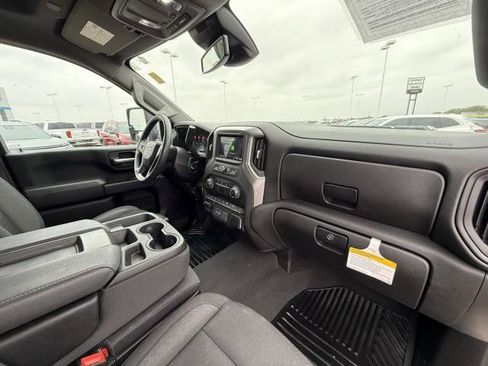 Certified 2025 Chevrolet Silverado 2500 Custom w/ Custom Value Package image 26