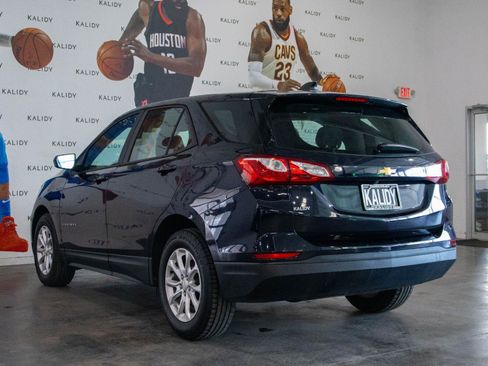 Used 2020 Chevrolet Equinox LS FWD image 21