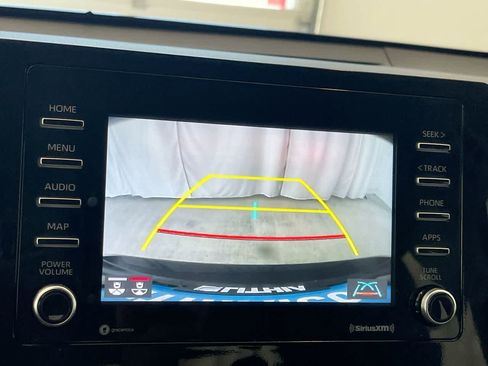 Used 2022 Toyota Camry LE FWD image 17