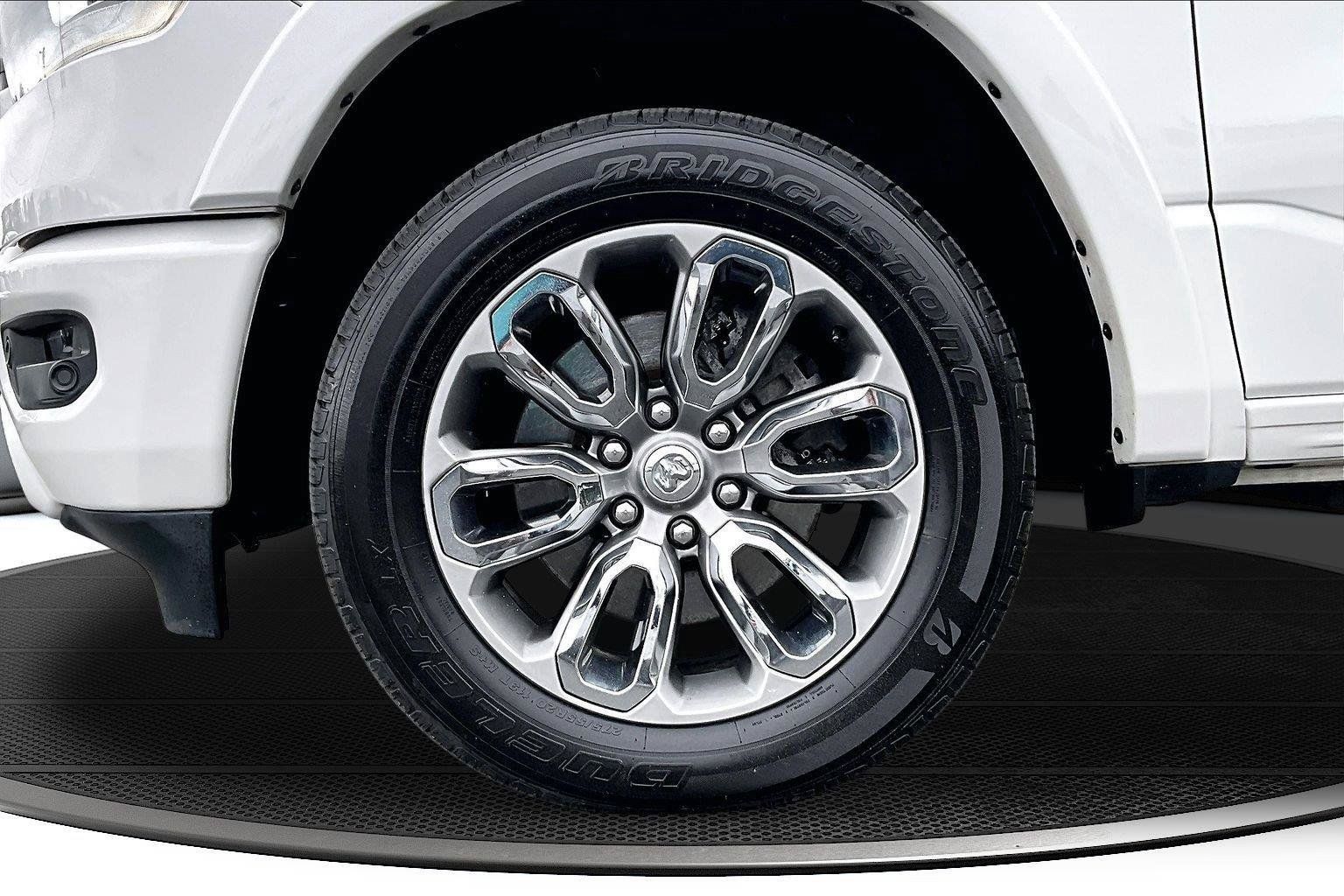 Used 2020 RAM 1500 Laramie w/ Sport Appearance Package AWD/4WD image 36