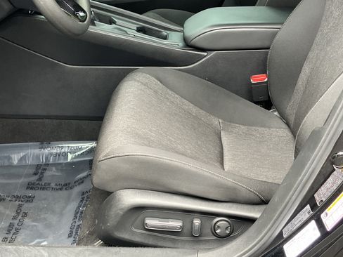 Used 2025 Honda Accord SE image 17
