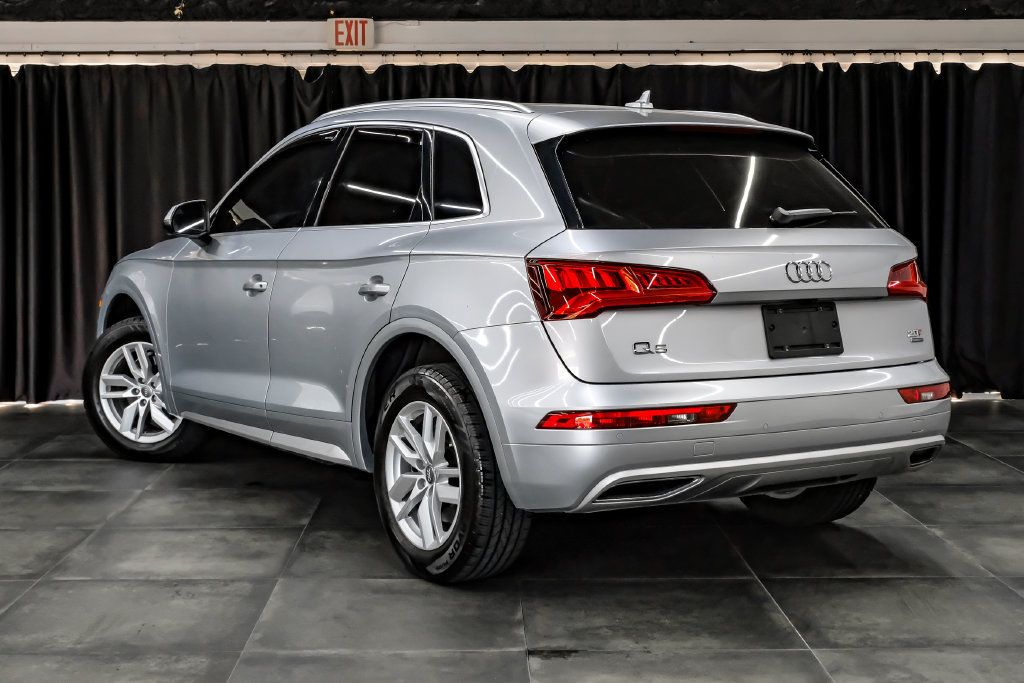 Used 2020 Audi Q5 2.0T Premium AWD/4WD image 11