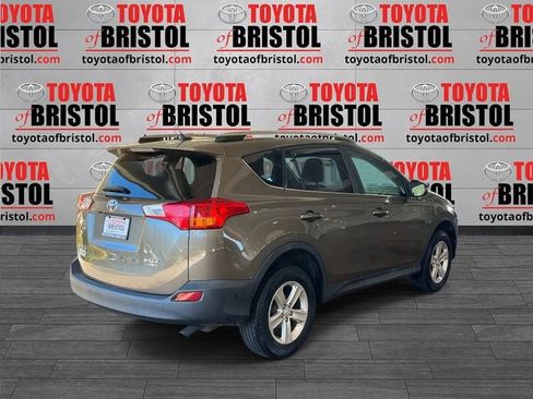 Used 2014 Toyota RAV4 XLE image 3