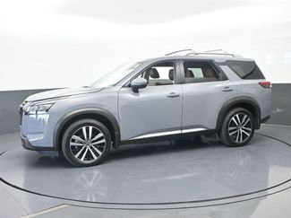 Used 2024 Nissan Pathfinder Platinum AWD/4WD video 2