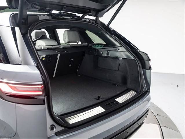 New 2026 Land Rover Range Rover Velar S AWD/4WD image 34