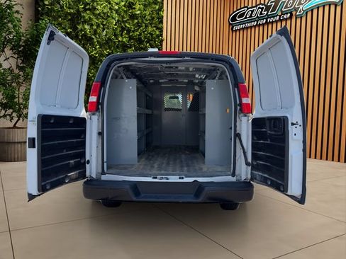 Used 2021 Chevrolet Express 2500 RWD image 41