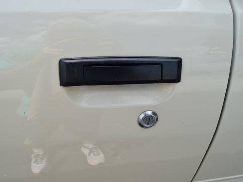 Used 1988 Toyota Pickup SR5 image 8