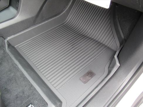 New 2026 GMC Acadia Elevation w/ Elevation Premium Package FWD image 12