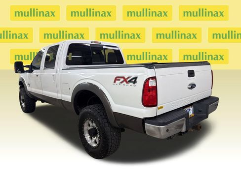 Used 2016 Ford F250 Lariat w/ Lariat Interior Package AWD/4WD image 8