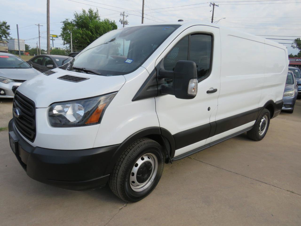 Used 2019 Ford Transit 150 130 Low Roof RWD image 1