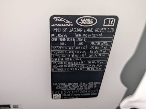 New 2026 Land Rover Defender 110 X-Dynamic SE AWD/4WD image 31