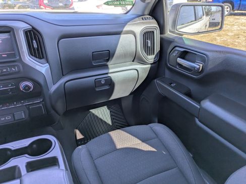 Used 2022 Chevrolet Silverado 1500 Custom RWD image 16