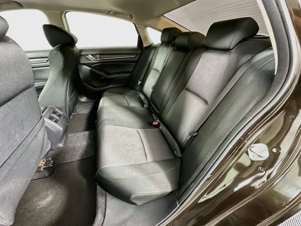 Used 2018 Honda Accord EX image 24