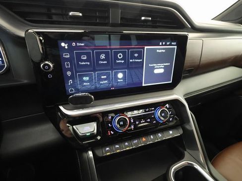 Used 2023 GMC Sierra 1500 Denali Ultimate image 18