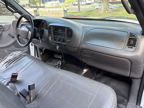 Used 2002 Ford F150 XL AWD/4WD image 28