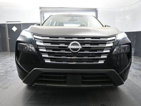 New 2026 Nissan Rogue S image 13