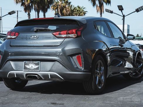 Used 2019 Hyundai Veloster 2.0 image 5