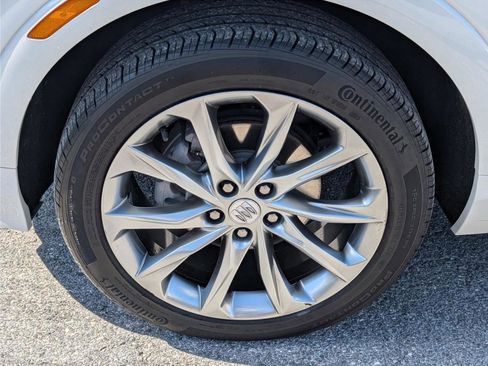 Used 2024 Buick Encore GX Avenir image 11