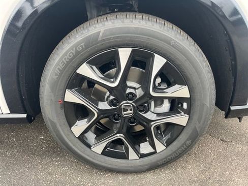 New 2026 Honda HR-V EX-L image 11