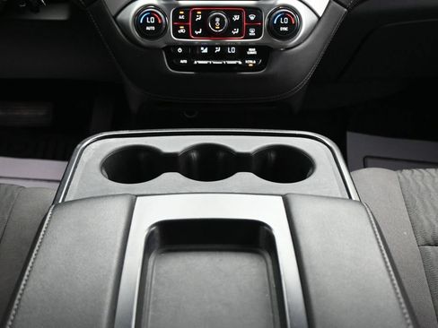 Used 2016 GMC Yukon SLE RWD image 19