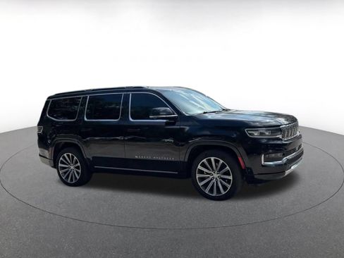 Used 2023 Jeep Grand Wagoneer Series II AWD/4WD image 2