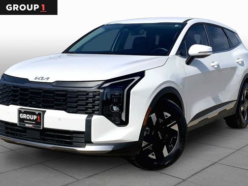 Certified 2026 Kia Sportage LX w/ LX Convenience Package FWD image 1