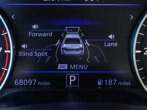 Used 2024 Nissan Altima 2.5 SV FWD image 9