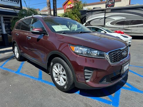 Used 2020 Kia Sorento LX w/ LX I4 Convenience Package FWD image 1