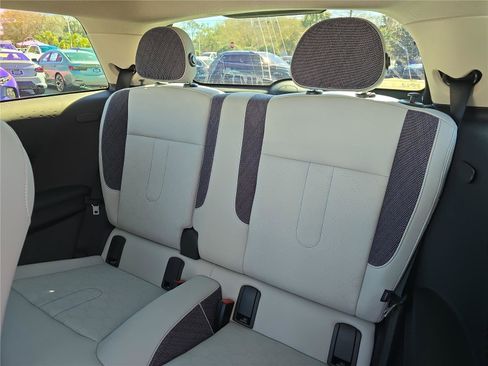 Used 2025 MINI Cooper S image 10