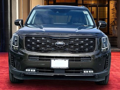 Used 2021 Kia Telluride SX w/ SX Prestige Package AWD/4WD image 3