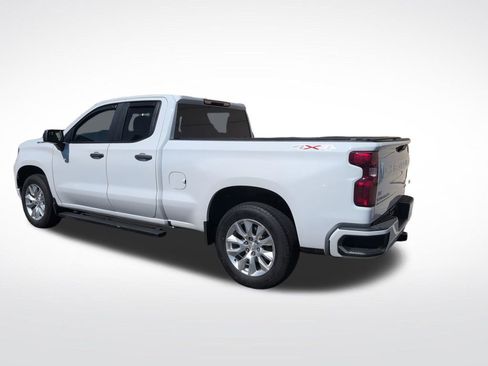 Used 2023 Chevrolet Silverado 1500 Custom AWD/4WD image 4